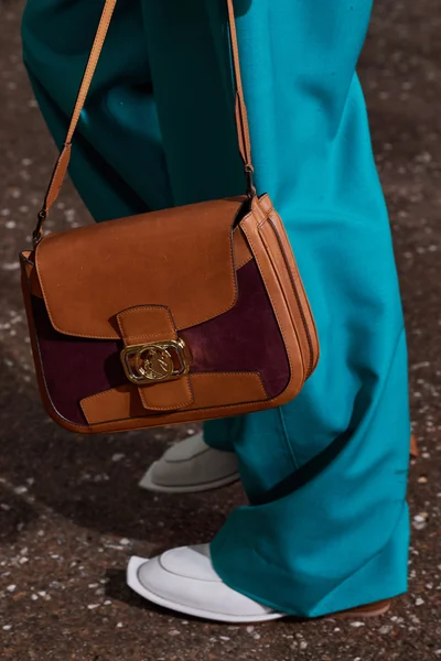 Look 66